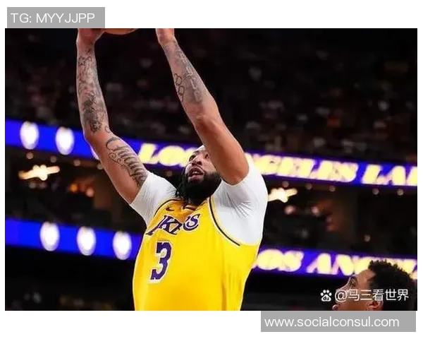 湖人勇士2018季后赛对决回顾：经典时刻与球星表现分析