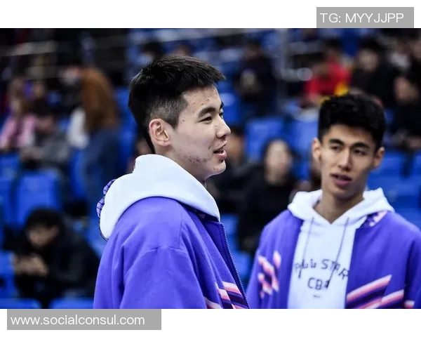 郭昊文:从青涩少年到篮球场上的璀璨新星的成长之路与未来展望 郭昊文:从青涩少年到篮球场上的璀璨新星的成长之路与未来展望